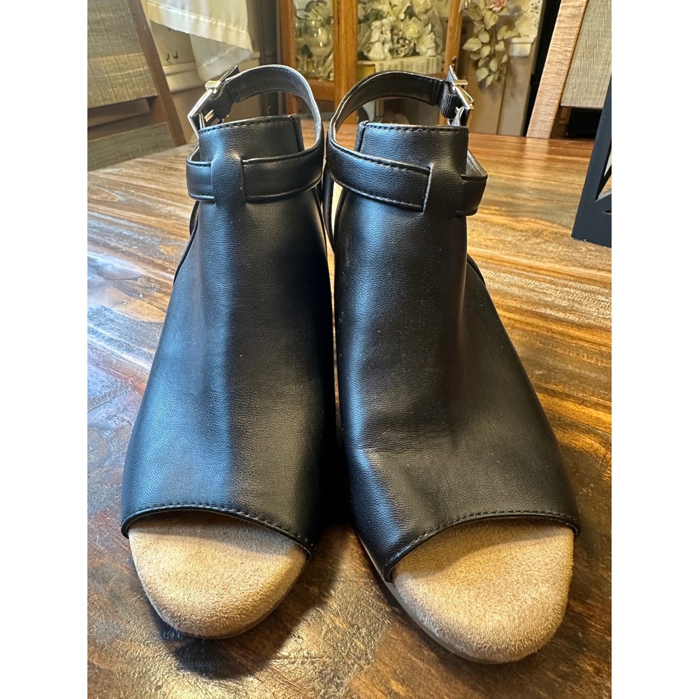 Giani Bernini Ariianna Black Block Heel Sandals Peep Toe Memory Foam Woman‎ 8.5M - Picture 2 of 12